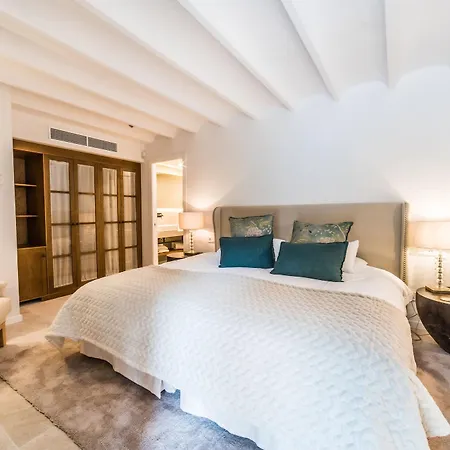 L'avenida 4*