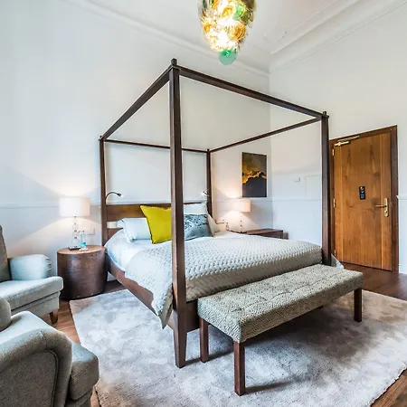 Hotel L'avenida 4*