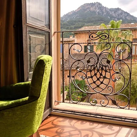 L'avenida Hotel 4*