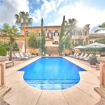 L'avenida Hotel 4*